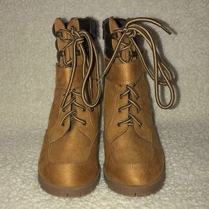 Soda Timberland heel boots